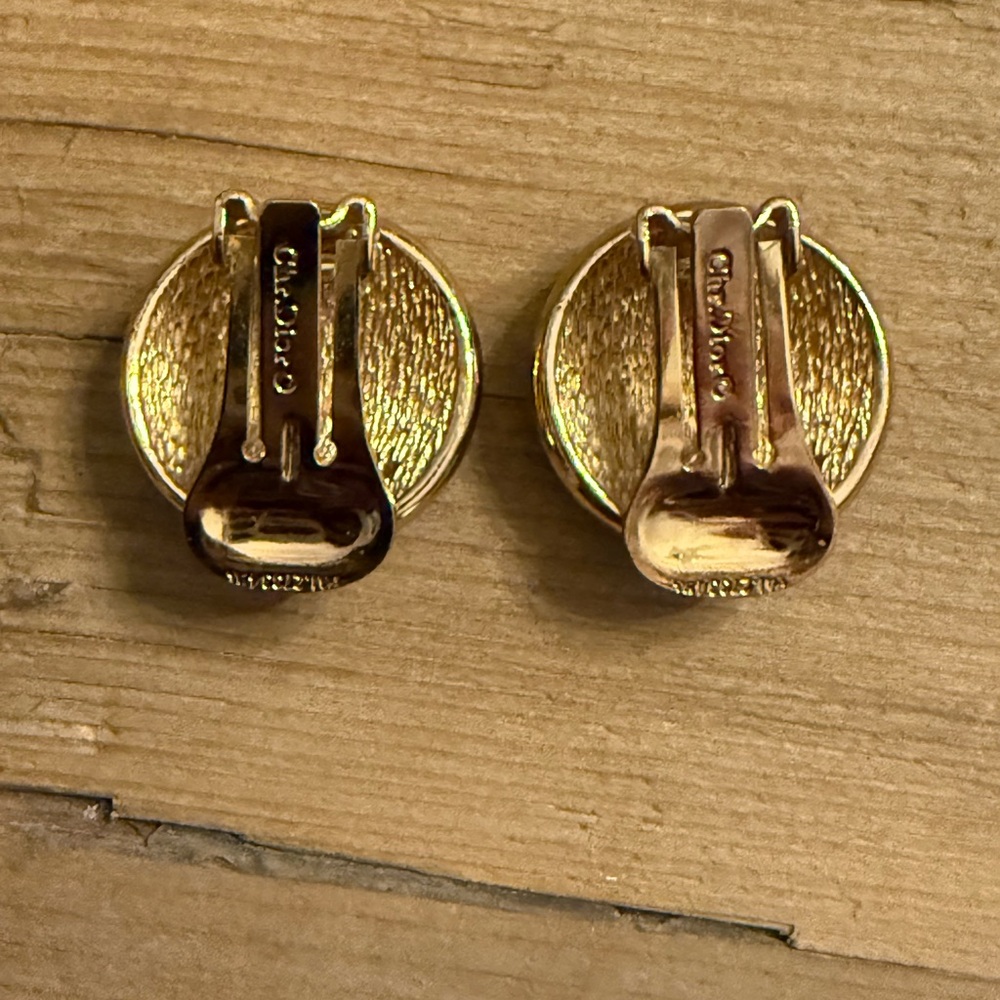 Christian Dior Vintage Gold Tone Pave Crystal Clip On Earrings - Picture 3 of 3